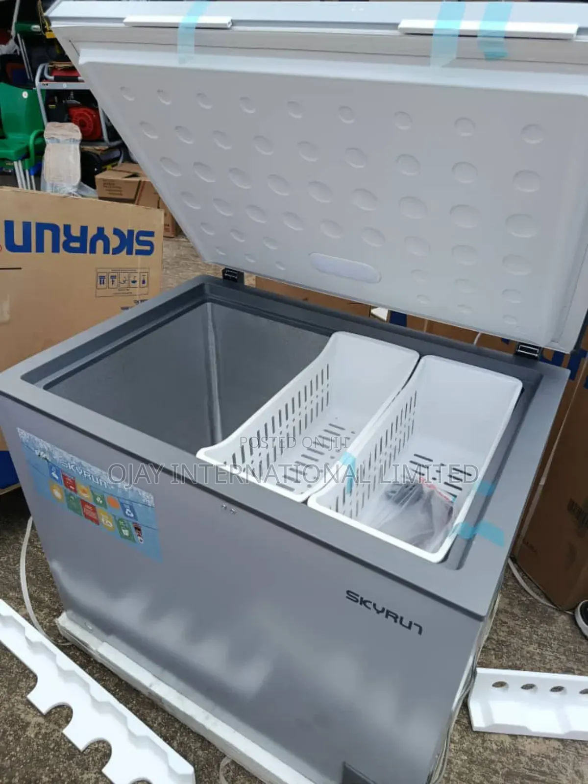 Skyrun Freezer 250litres
