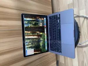 Laptop Apple MacBook Pro 2020 M1 8GB Apple M1 SSD 256GB