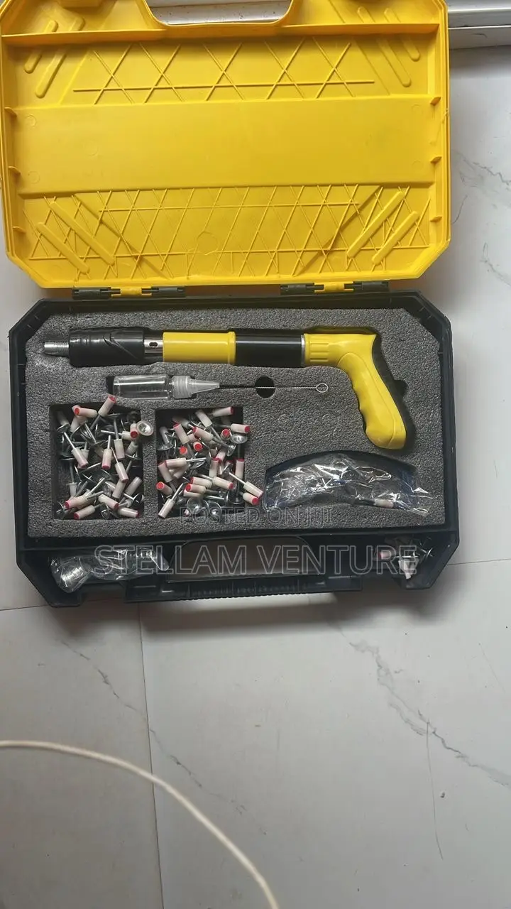 Nail Gun/Nailer