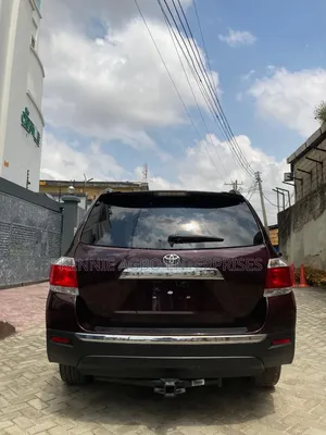 Toyota Highlander Limited 3.5l 4WD 2013 Burgundy