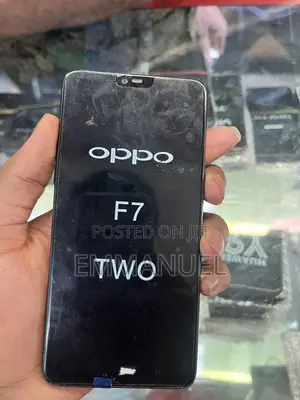 Oppo F7 128 GB Black
