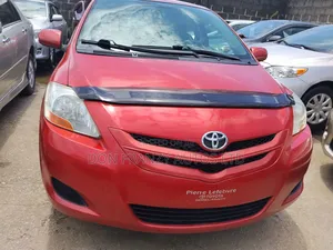 Toyota Yaris 1.5 Sedan 2008 Red