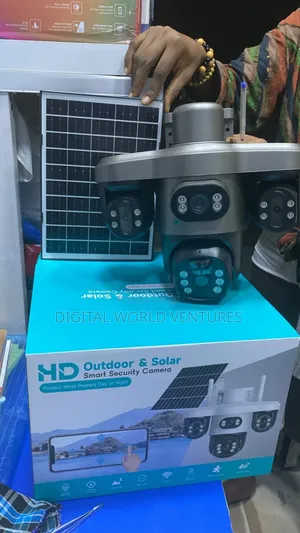 Hd Outdoor Indoor 4g 3lens PTZ Solar Camera