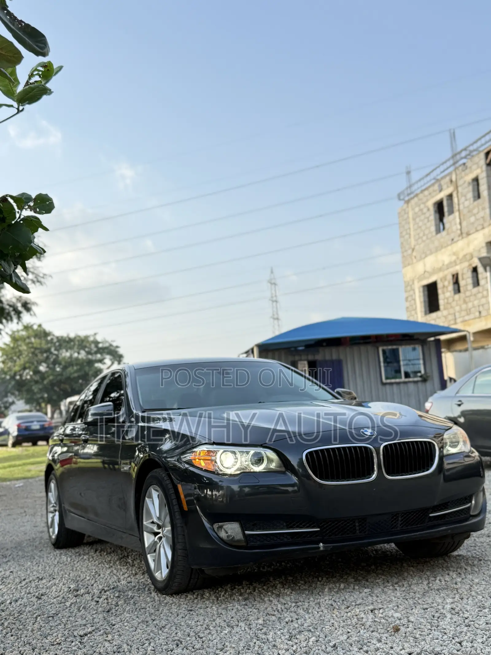 BMW 528i 2011 Gray