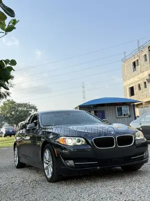 BMW 528i 2011 Gray