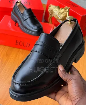 Bold Black Leather Shoe Loafers Boxed