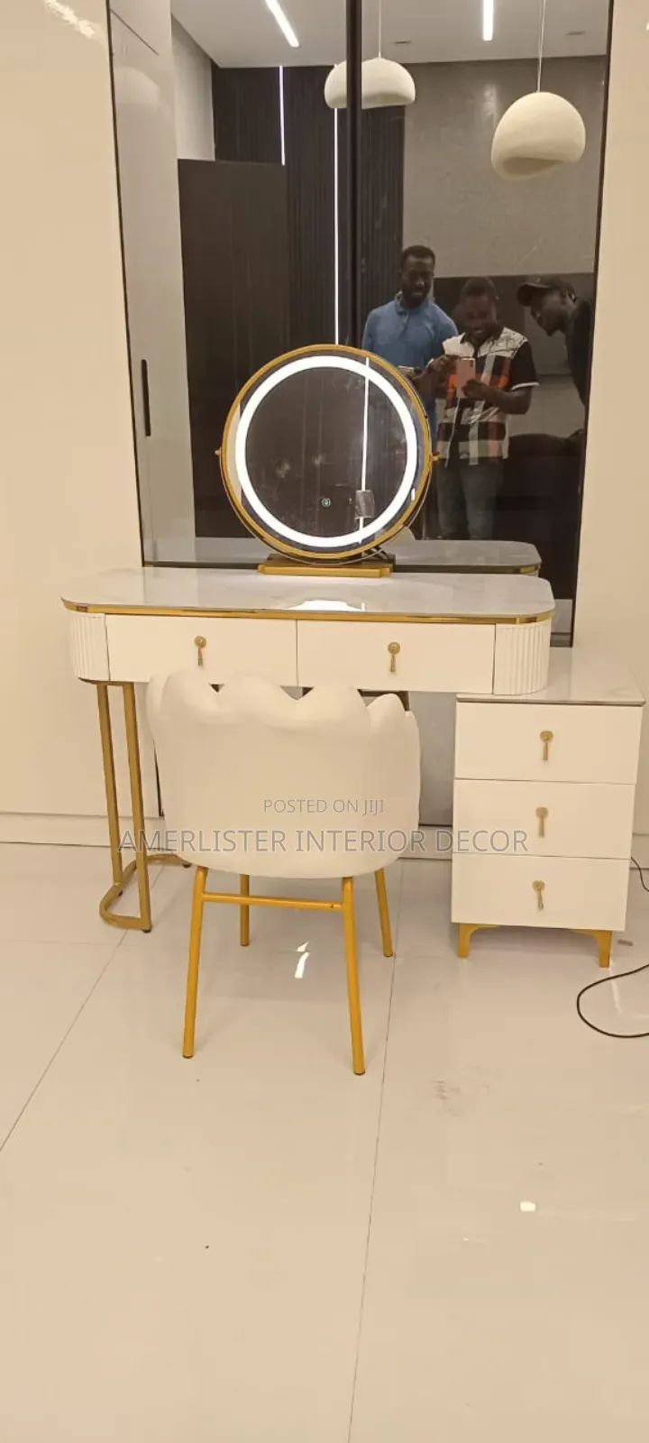 Mirror Console