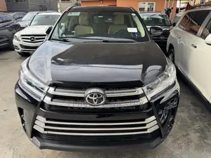 Toyota Highlander 2016 Black