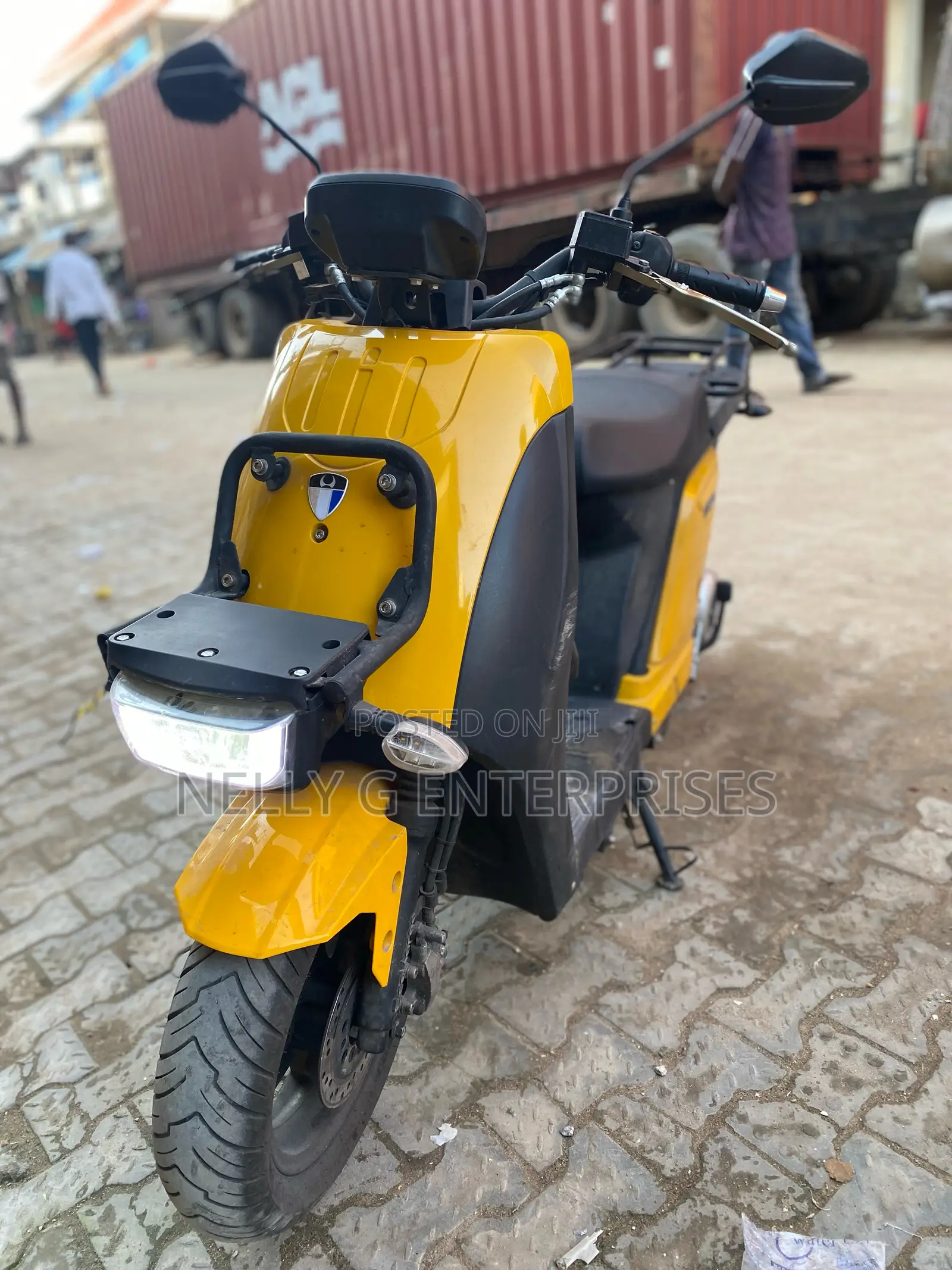 Motorcycle 2018 Yellow