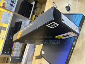 New Laptop Dell Alienware 16X Aurora 16GB Intel Core 7 SSD 1T