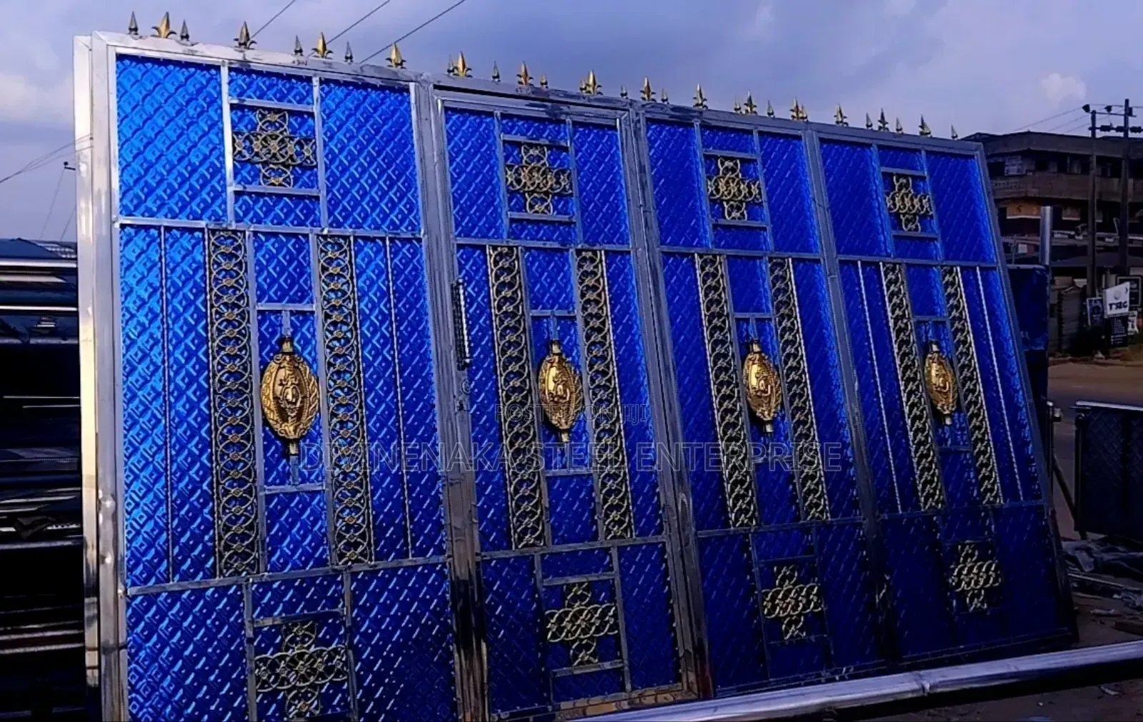 Chaka Blue Plate Blue Gate Design