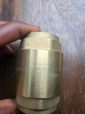 1-1⁄4 Brass Check Valve/Non-Return Valve.