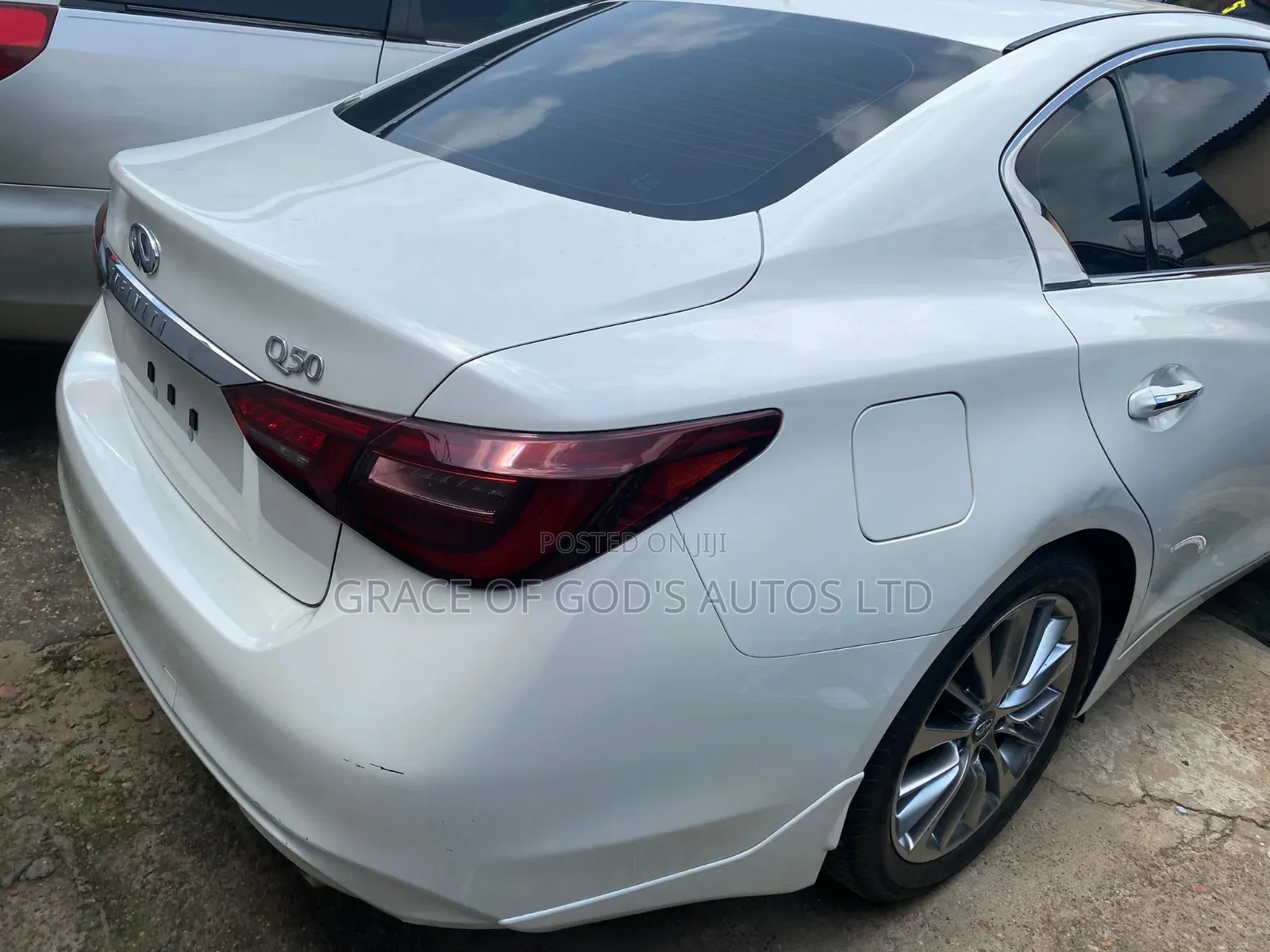 Infiniti Q50 2017 White
