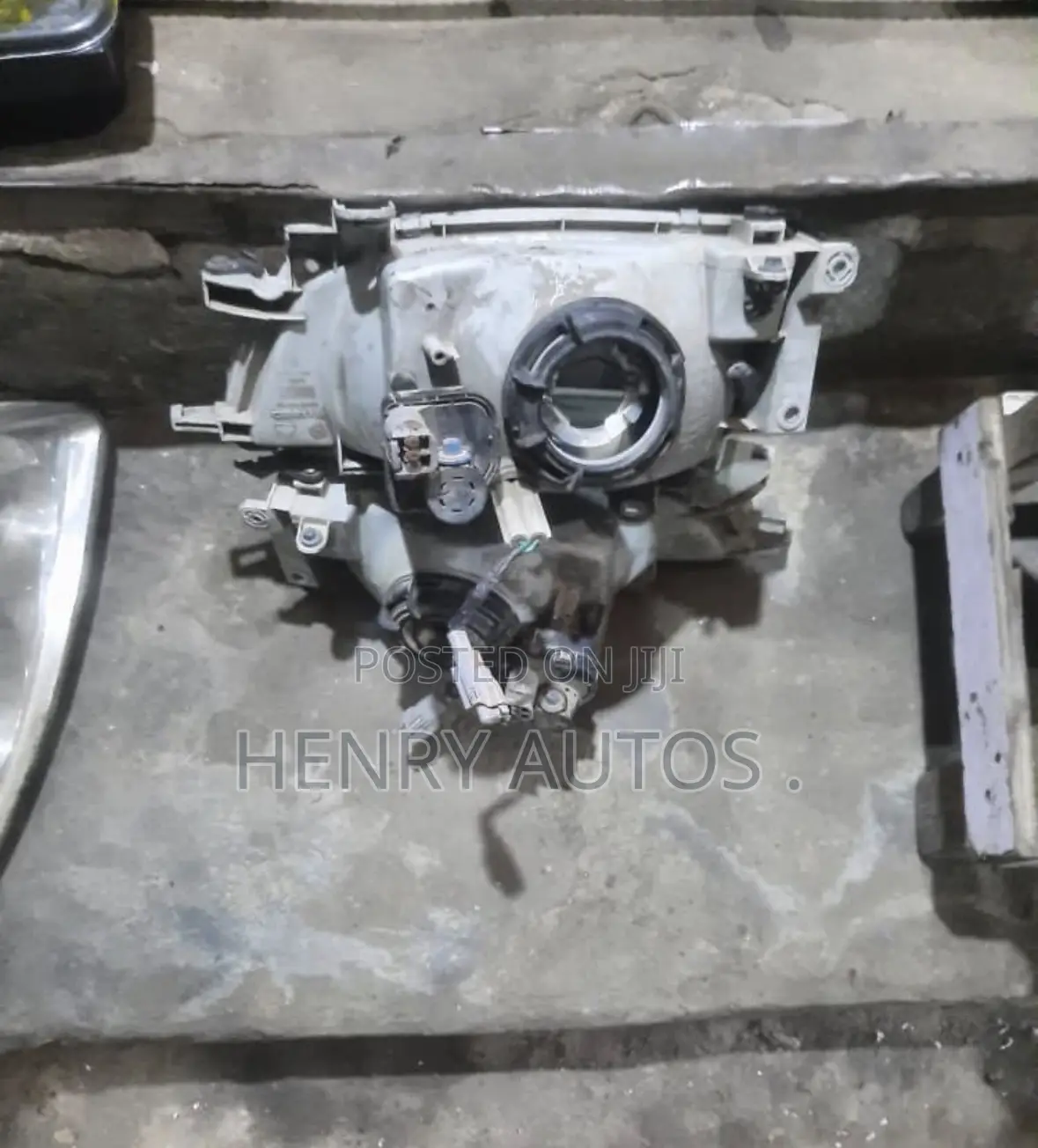 Set Headlamp for Carina E