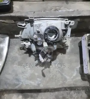 Set Headlamp for Carina E