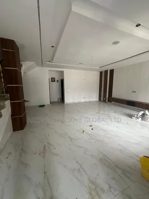 4bdrm Duplex in In An Estate, Gwarinpa for sale