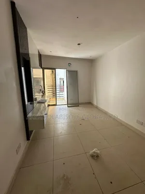 4bdrm Duplex in In An Estate Around for rent