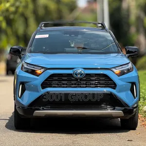 Toyota RAV4 XLE 2022 Blue