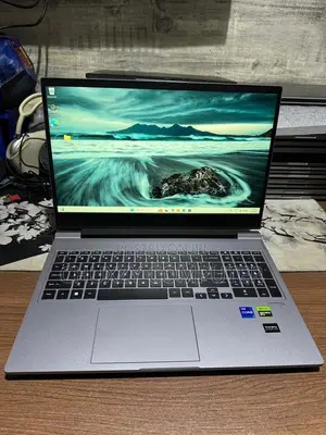 New Laptop HP Omen 16 32GB Intel Core I7 SSD 1T