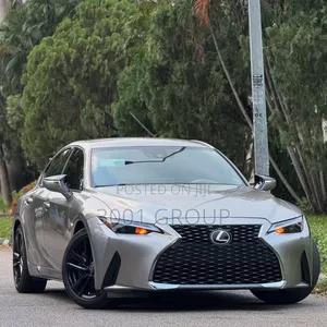 Lexus IS 300h 4WD 2021 Silver