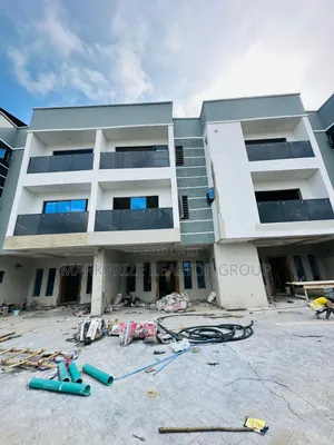 4bdrm Duplex in Ikeja for sale
