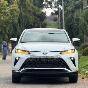 Toyota Venza 2025 White
