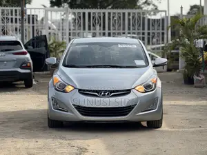 Hyundai Elantra 2014 Silver