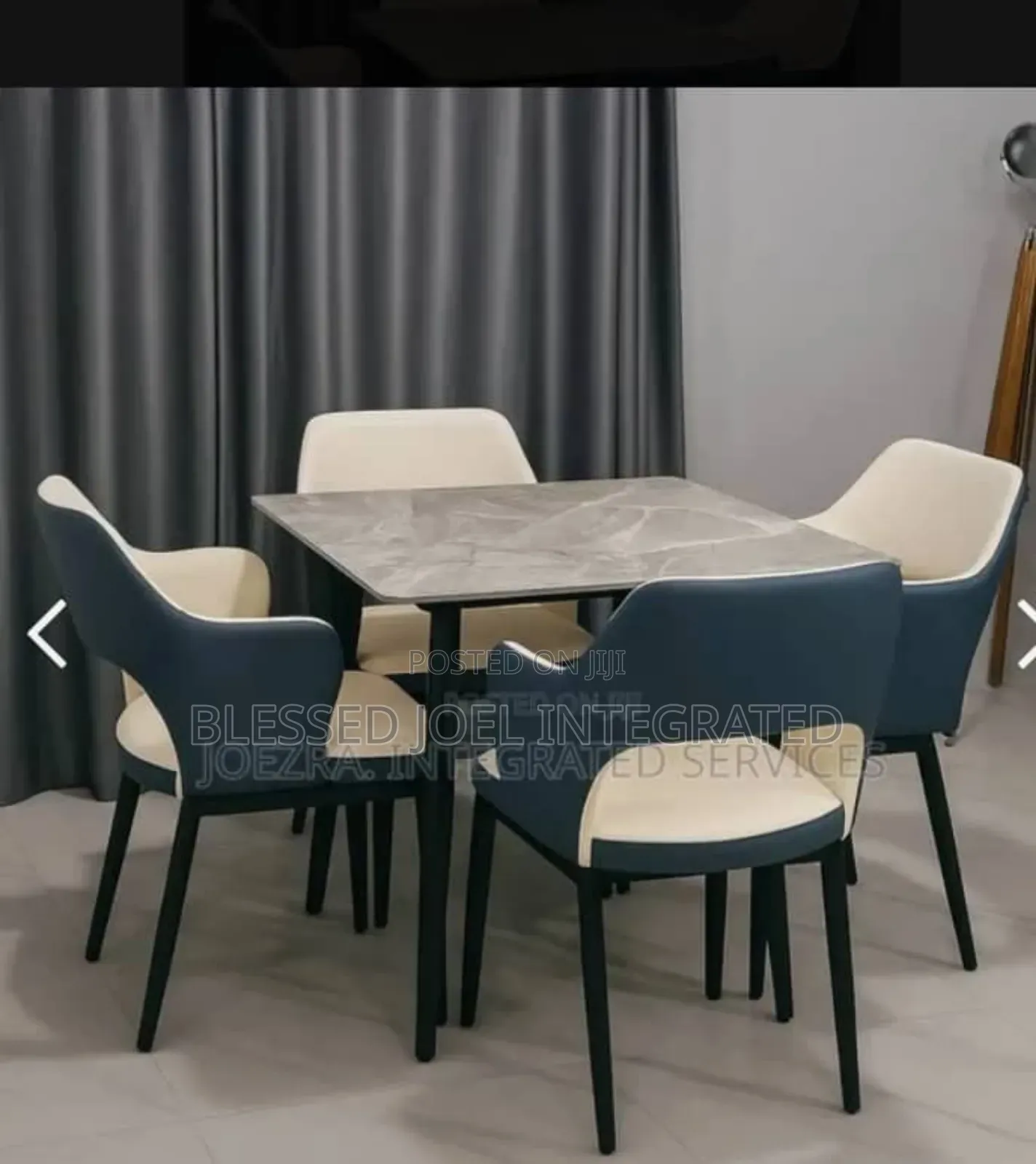 4 Seaters Dinning Table