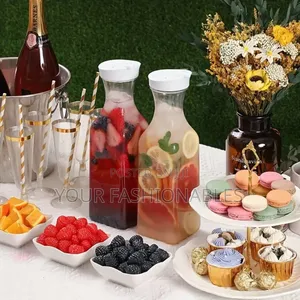 Large Size Carafe Water and Drinks Jug