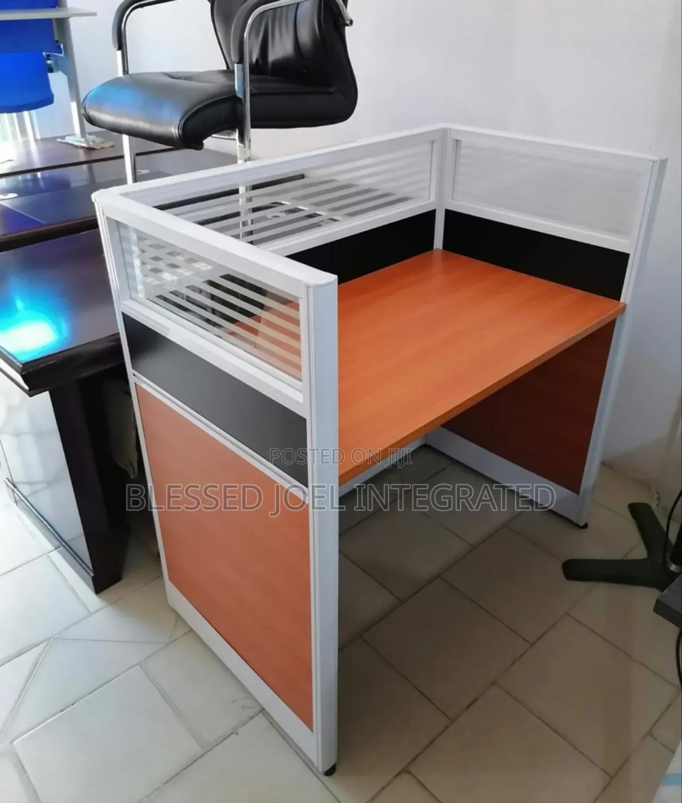 Single Work Station