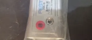Festo Cylinder DSBC 32-40 12bar