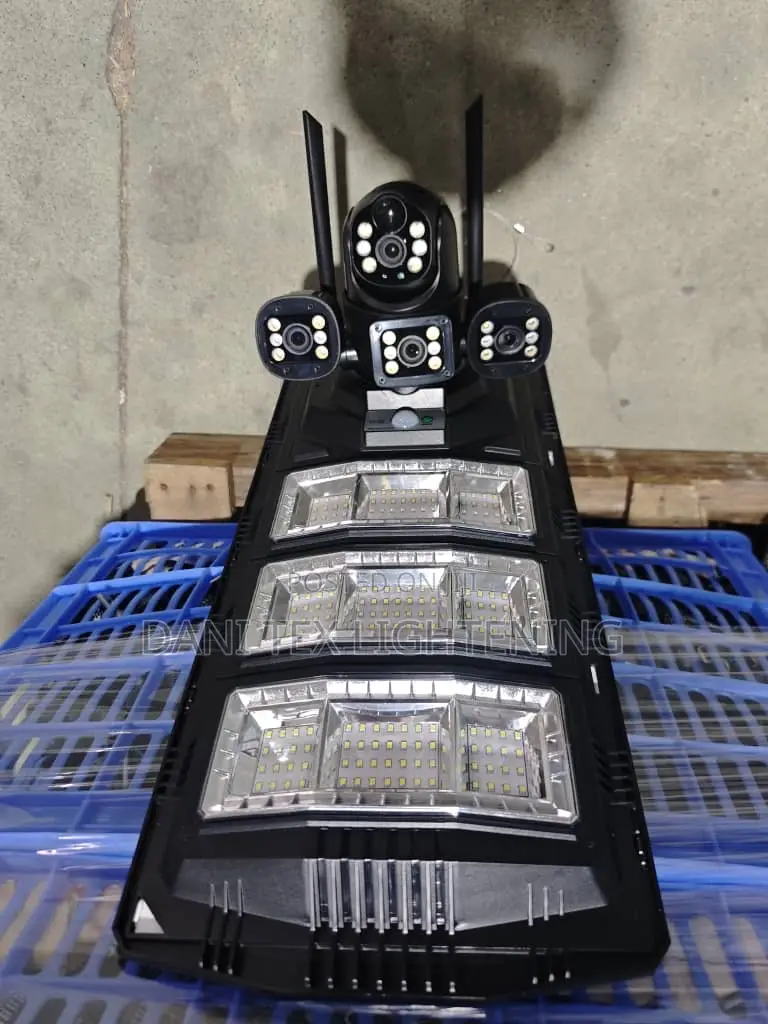 Ai Solar Camera and Lighting Equipped With a Dual-Layer 450w Ultra-Wi-