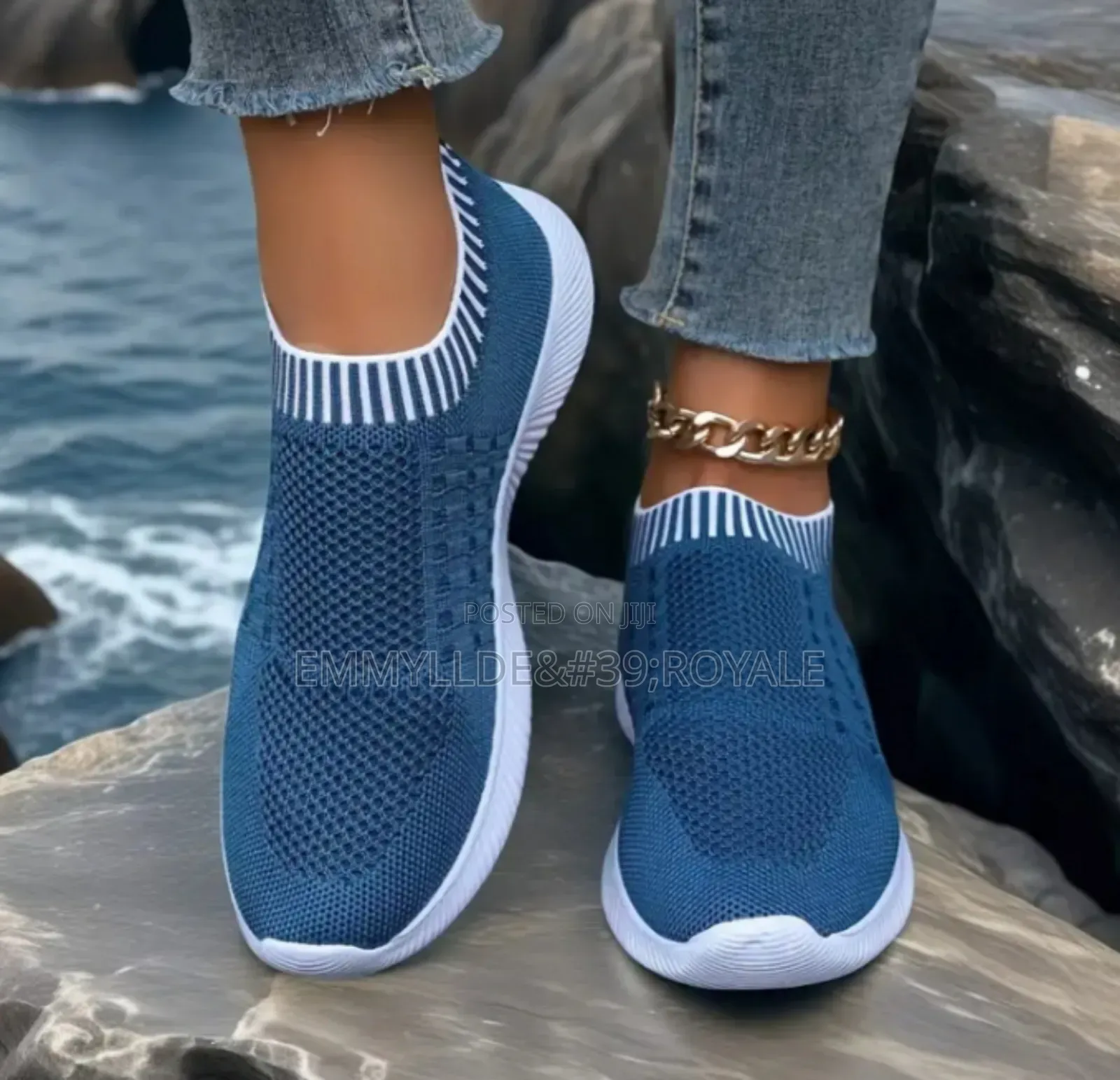 Female Breathable Sock Sneaker Reddish Brown