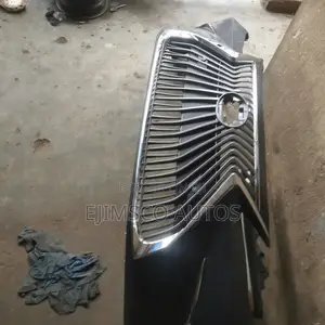 Complete Front Bumper Es 350 2018