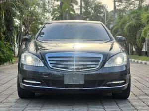 Mercedes-Benz S-Class 2012 Blue