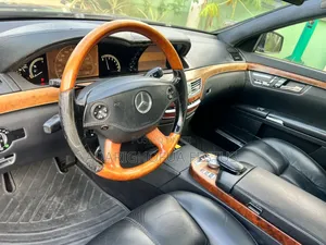 Mercedes-Benz S-Class 2012 Blue