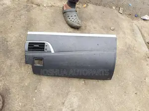 Toyota Camry, Dashboard Airbag, 2012-2016