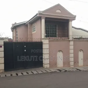 5bdrm Duplex in Adex Area, Monatan, Iwo Road for sale