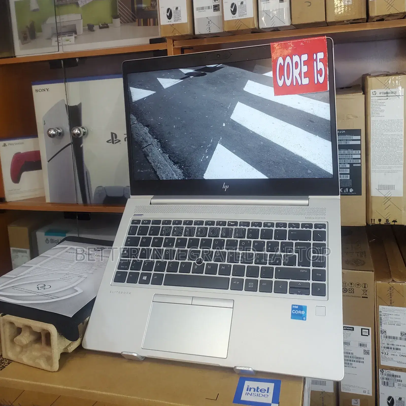 New Laptop HP ProBook MT31 8GB Intel Core i5 SSD 1T