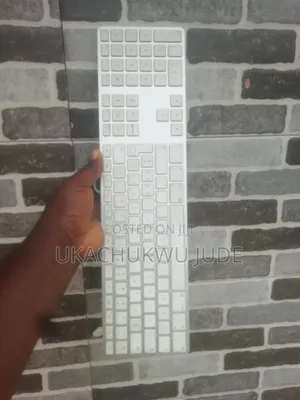 Slim Apple A1243 Aluminium Usb Wired Keyboard With Numeric Keypad