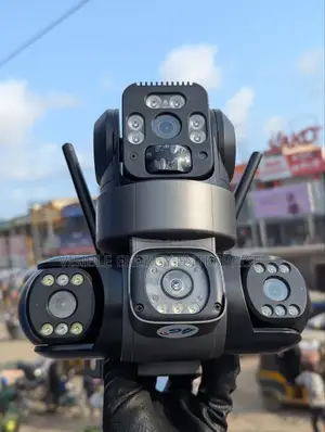 Intelligent Solar PTZ Camera (Triple Lens)