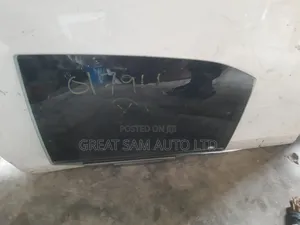 Toyota Camry 2011 Model Door Glass Back Left