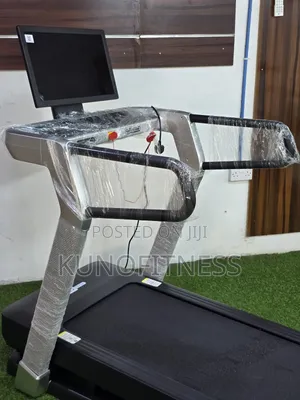 Heavy-Duty Treadmill - Max User 150kg - 5hp Motor