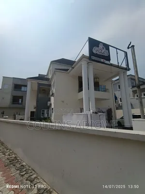 6 Bed Commercial Property