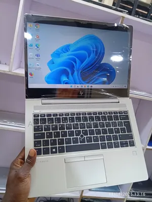 Laptop HP EliteBook 745 G5 8GB AMD Ryzen 3 SSD 256GB