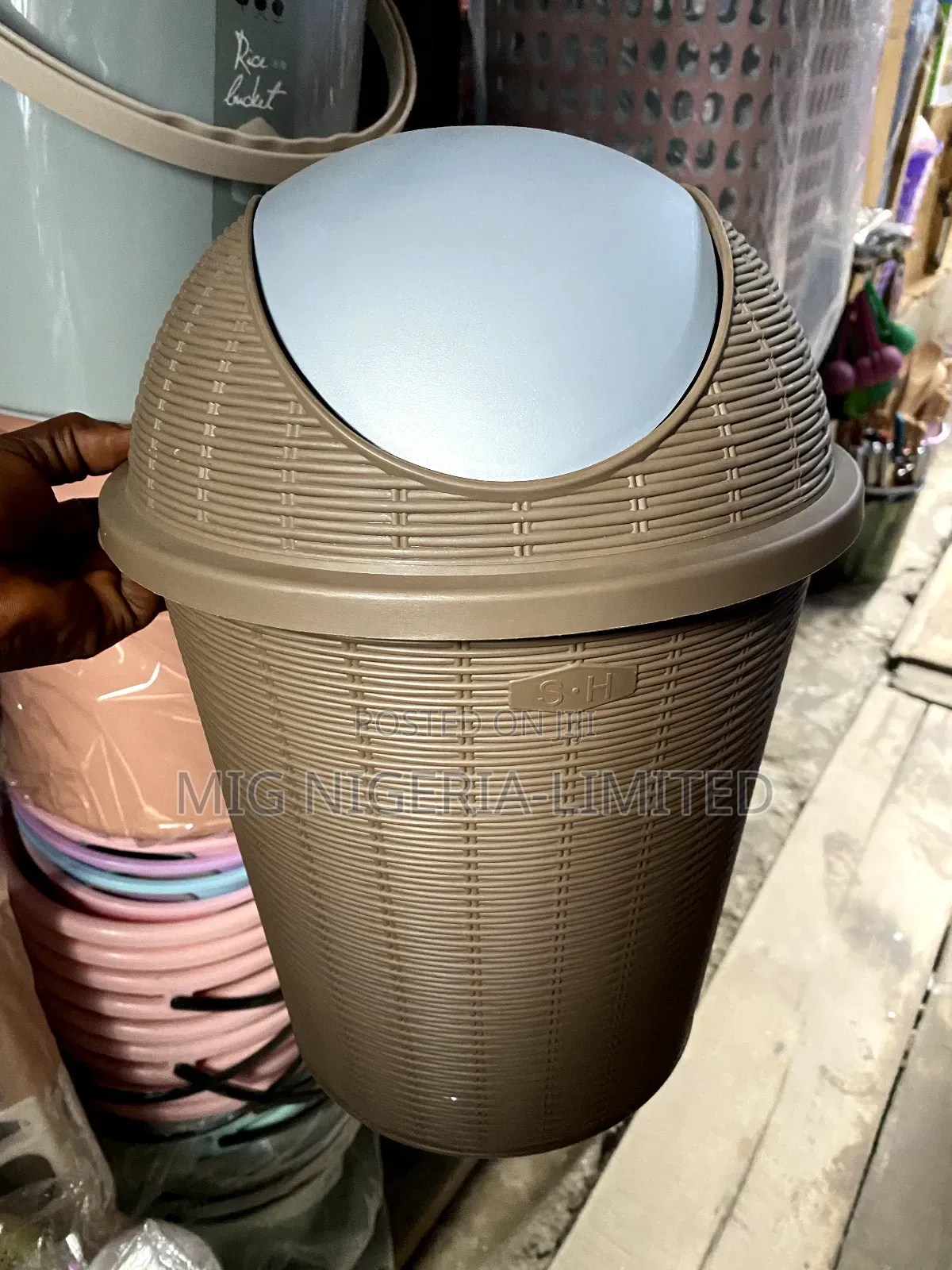25l Plastic Bin Swing Top Lid Waste Paper Bathroom Kitchen Home Office