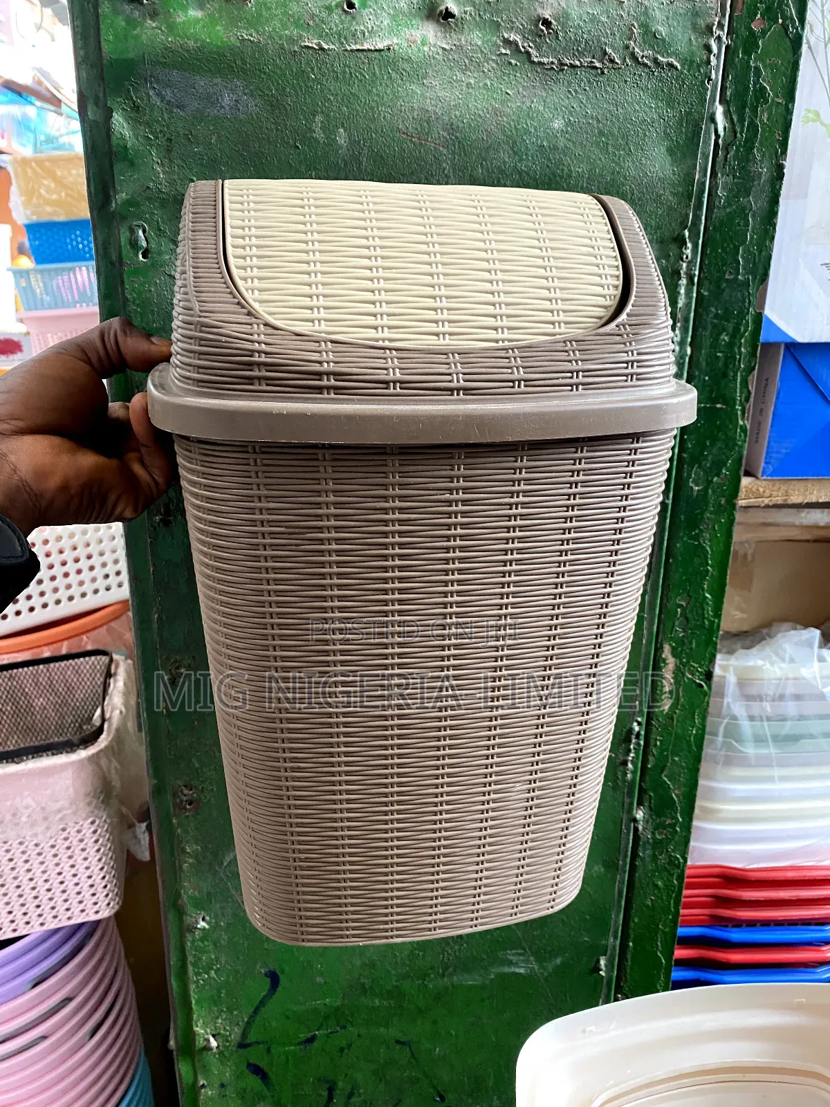 25l Plastic Bin Swing Top Lid Waste Paper Bathroom Kitchen Home Office