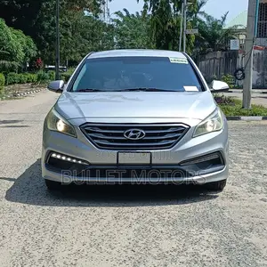 Hyundai Sonata Sport 4dr Sedan (2.4L 4cyl 6A) 2015 Silver