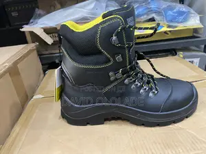 Gora S7s High Safety Jogger
