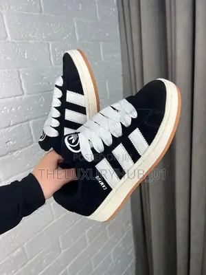 Trendy Adidas Campus Sneakers
